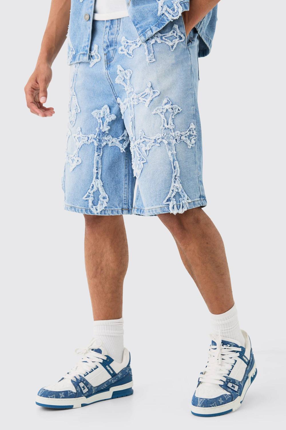bmm82882_light20blue_xl