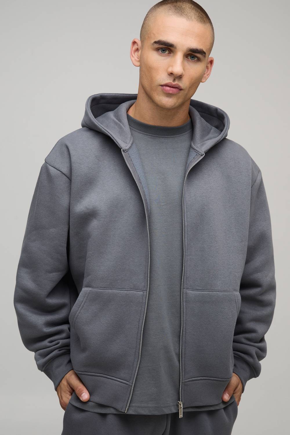 cmm22136_charcoal_xl