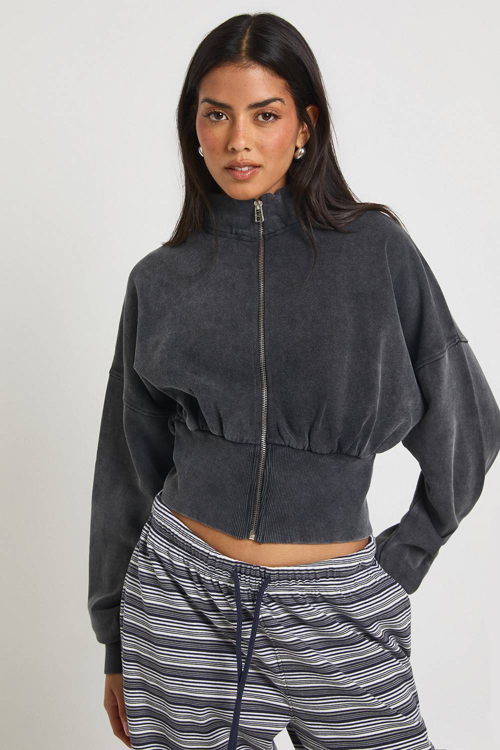 hzz43980_charcoal_xl