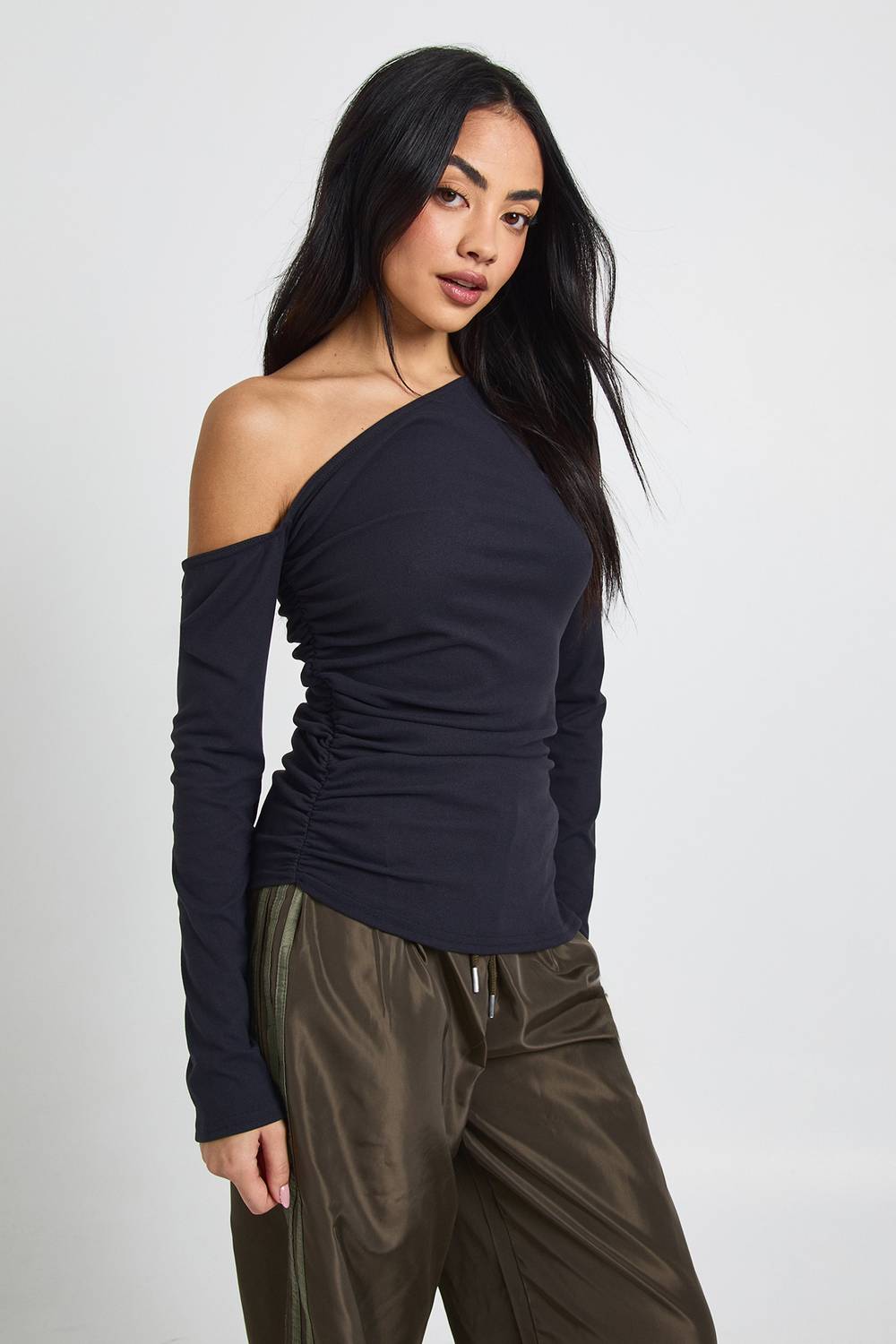 hzz47260_black_xl